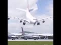 Танцующий самолёт