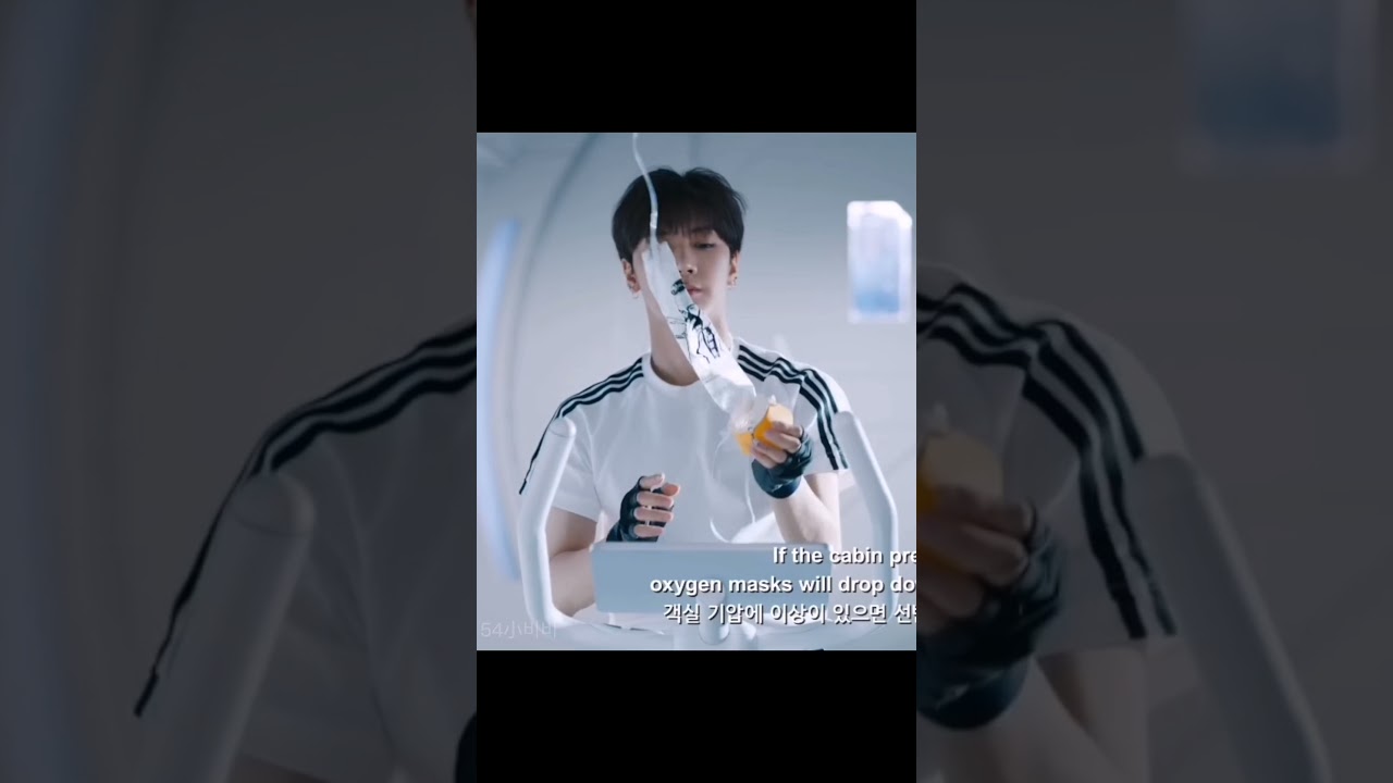 Ten心动时刻之Korean Air Safety Video篇😻 YouTube