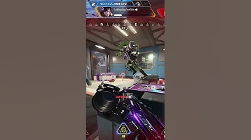 What is this game man #apexlegends #viral #bugs | #sleepy_rogue on #Twitch