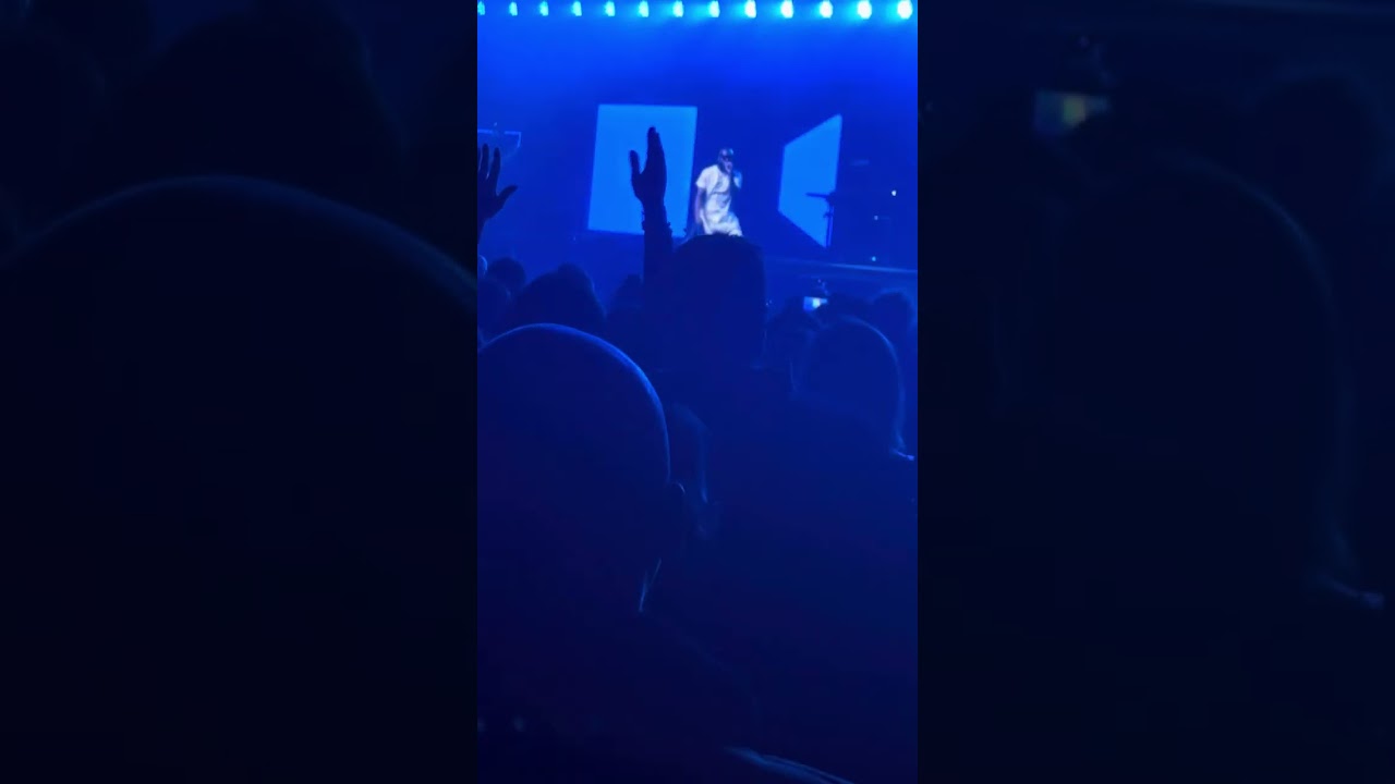 Gims à Paris La Défense Arena - Brisé