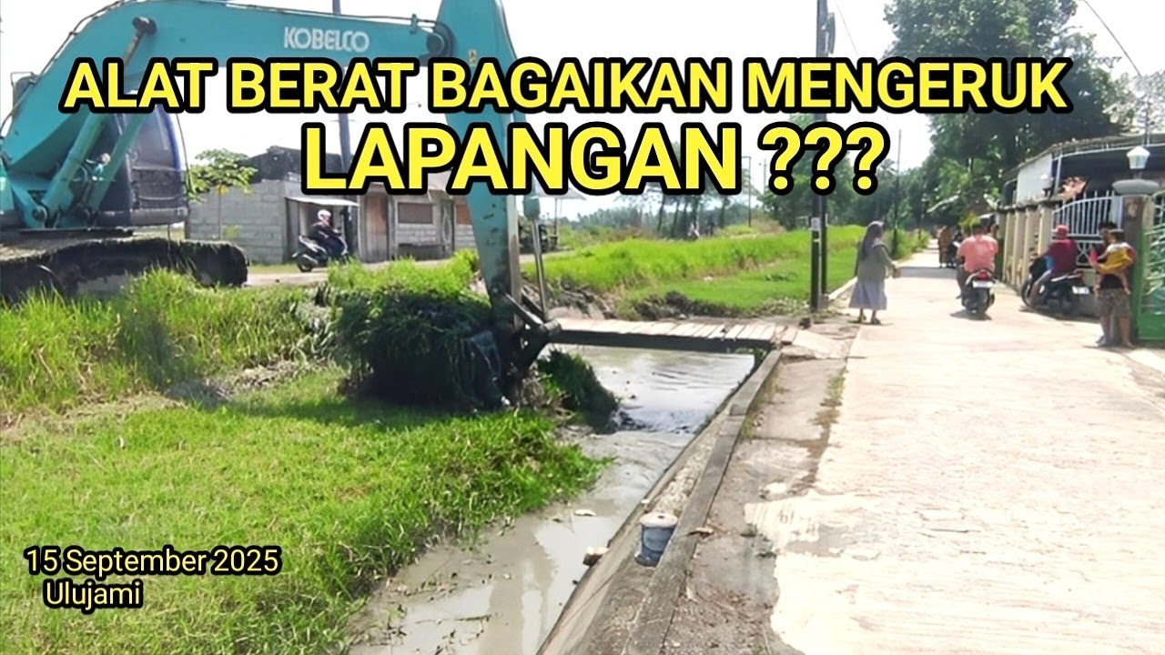 Sungai Yang Berubah Seperti Lapangan Saat Ini Terus Dikebut Pengerukan Lumpurnya 