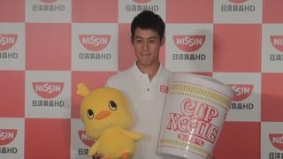 錦織、日清食品と所属契約 「Ｋヌードル」発売も検討