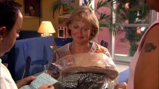 BENIDORM SERIES 4 EPISODE 6