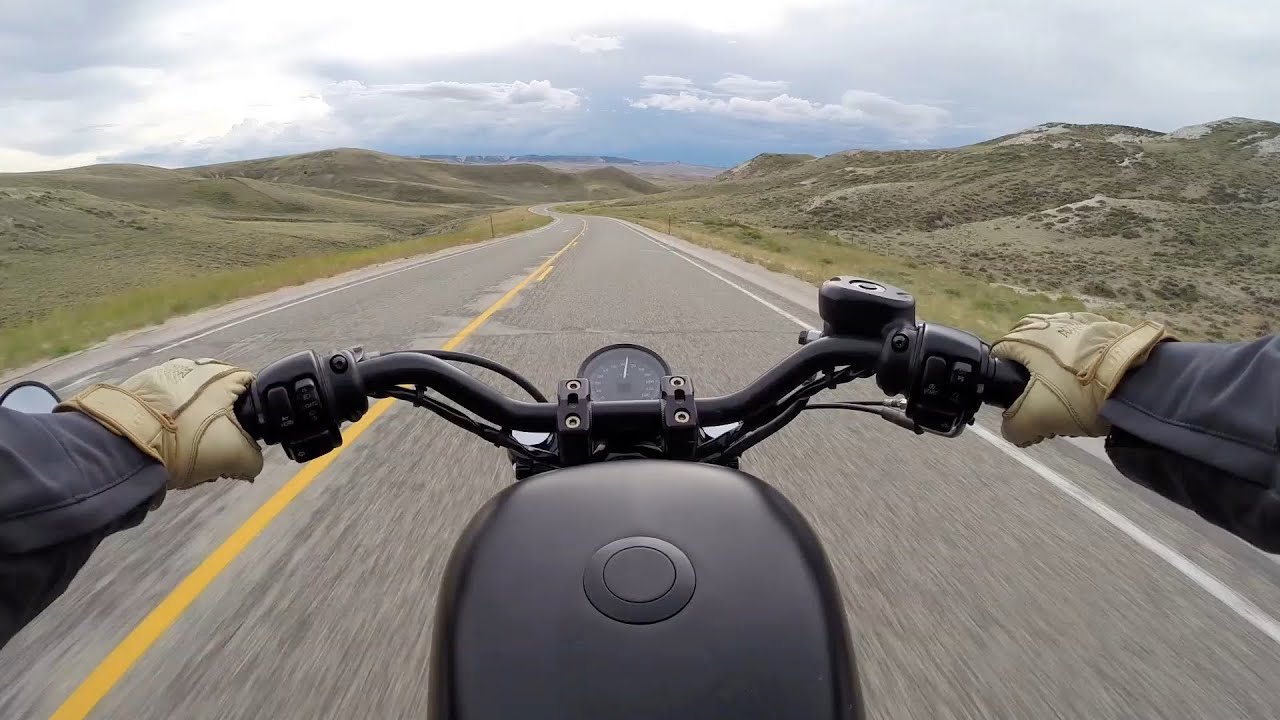 Riding on Highway 487 (Wyoming) on my Iron 883
