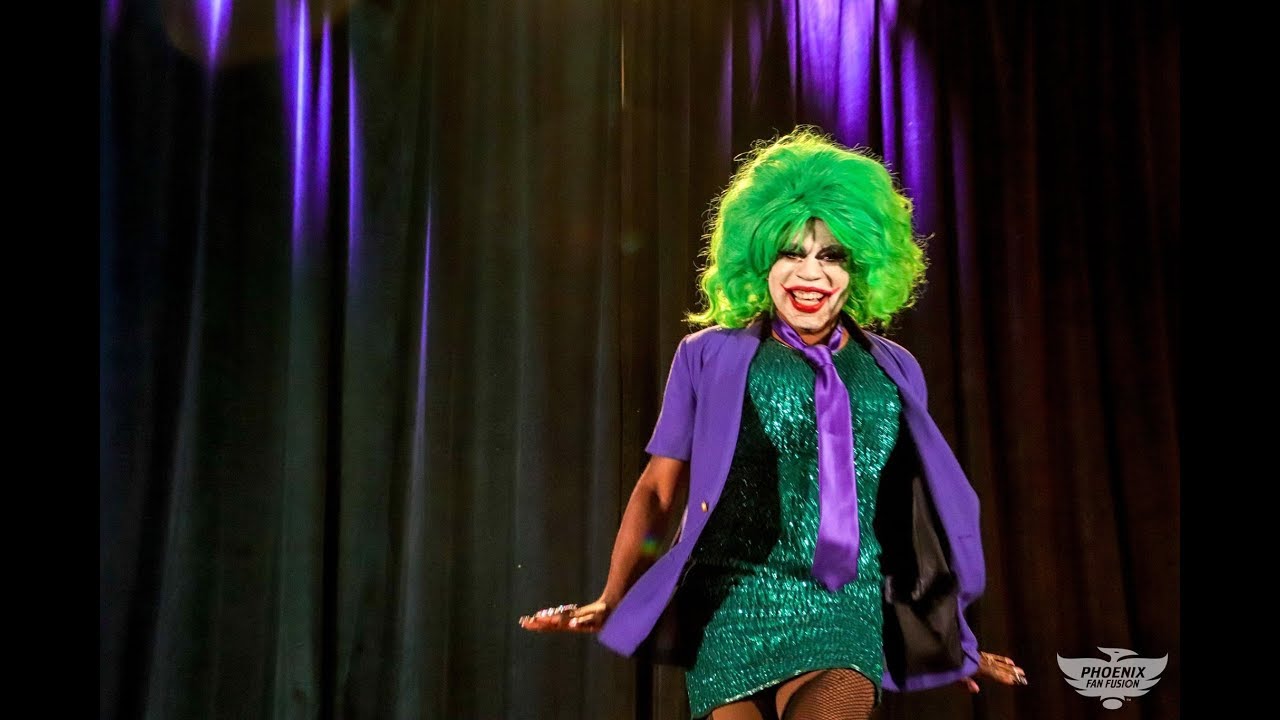 Felicia Minor performs Joker mix at Queen Lantern Corps Dragstravaganaza at Phoenix Fan Fusion 2019