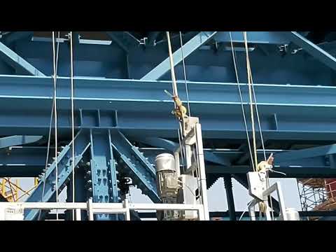 سقالات 17 المخاطر المتعلقة باستخدام السقالات المعلقة Suspended Scaffold 