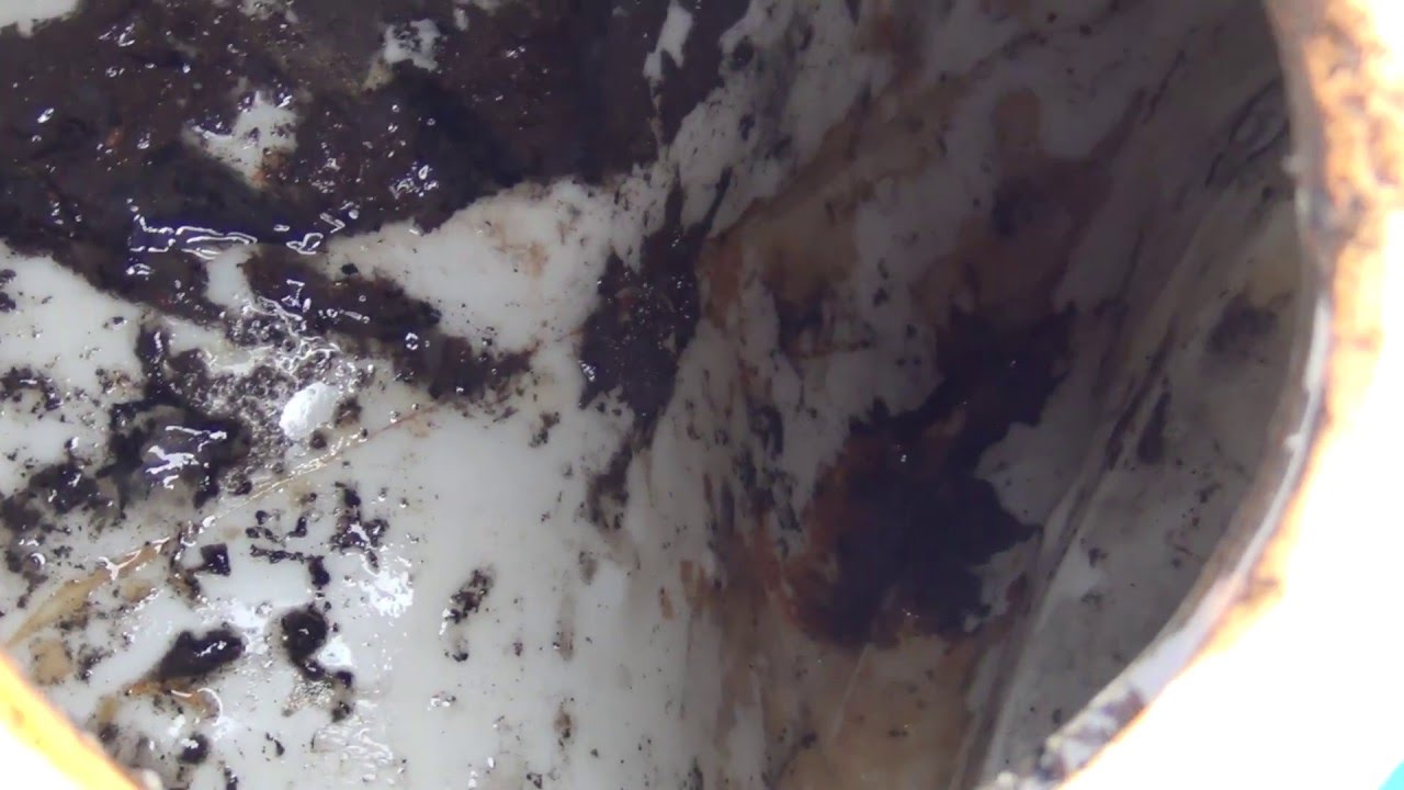 Clear, White, Bacteria Bloom, Flotec Pressure Tank, FP7120, Rusco spin