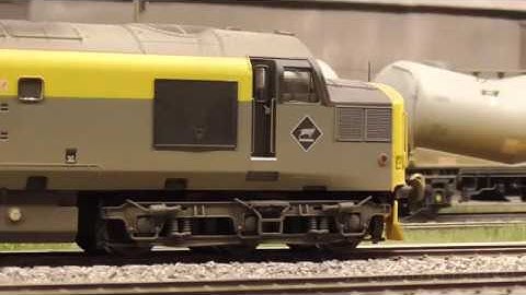 British Model Trains by Hornby Railways - Show Layout of the Hornby Magazine in OO Gauge