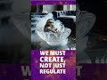 AI Loves, the Sloth Life