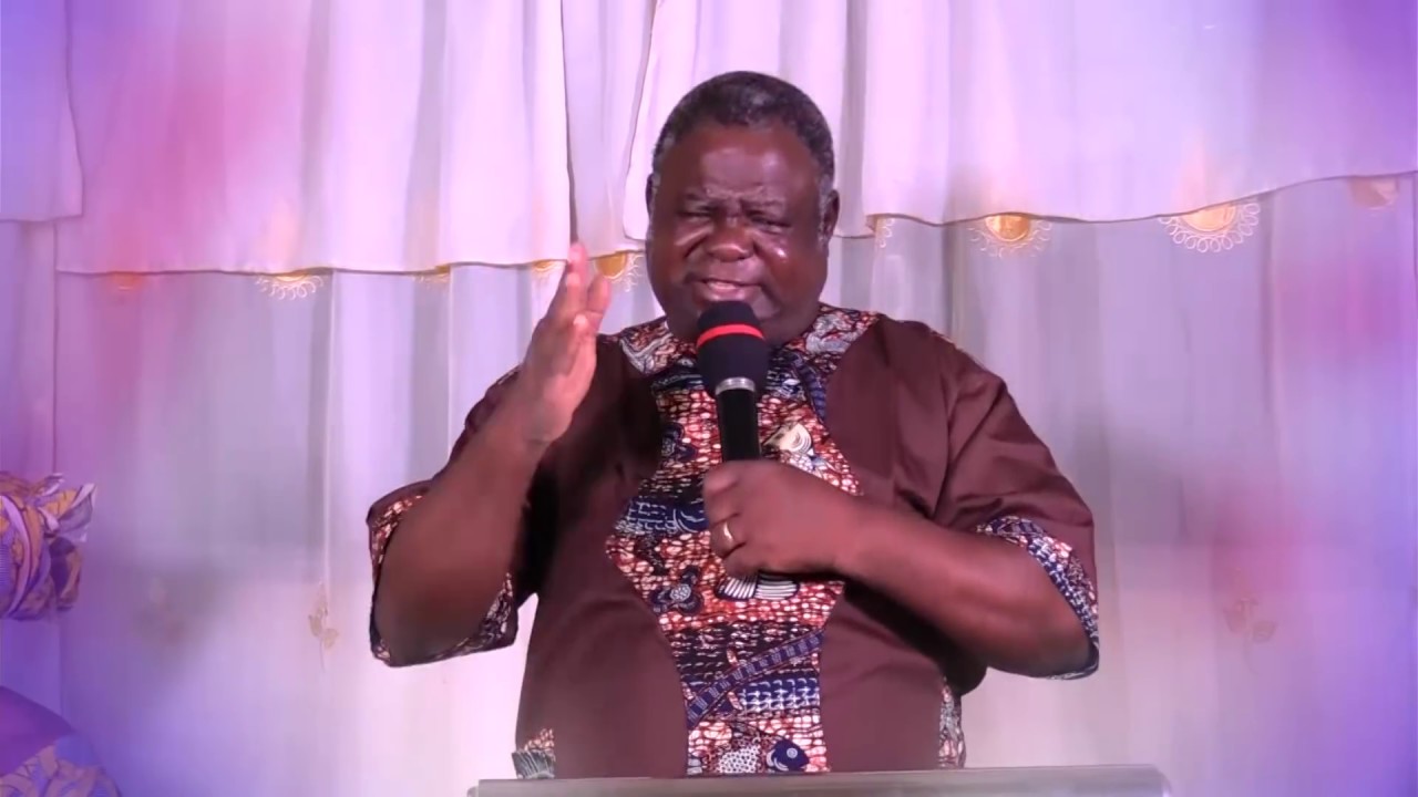 La nuit est avancée Rev Léonard AMOUSSOUGAN