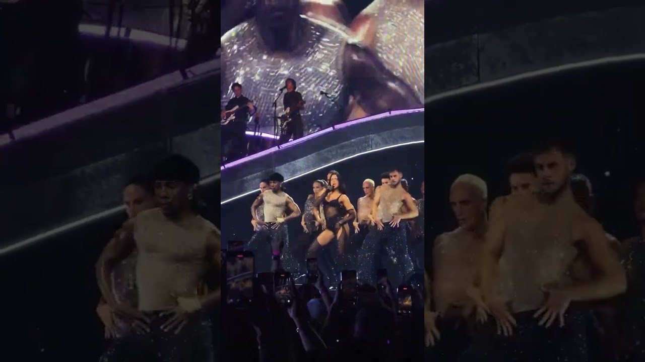 POPSTAR QUEEN DUA LIPA MUSIC CONCERT LIVE PERFORMANCE 