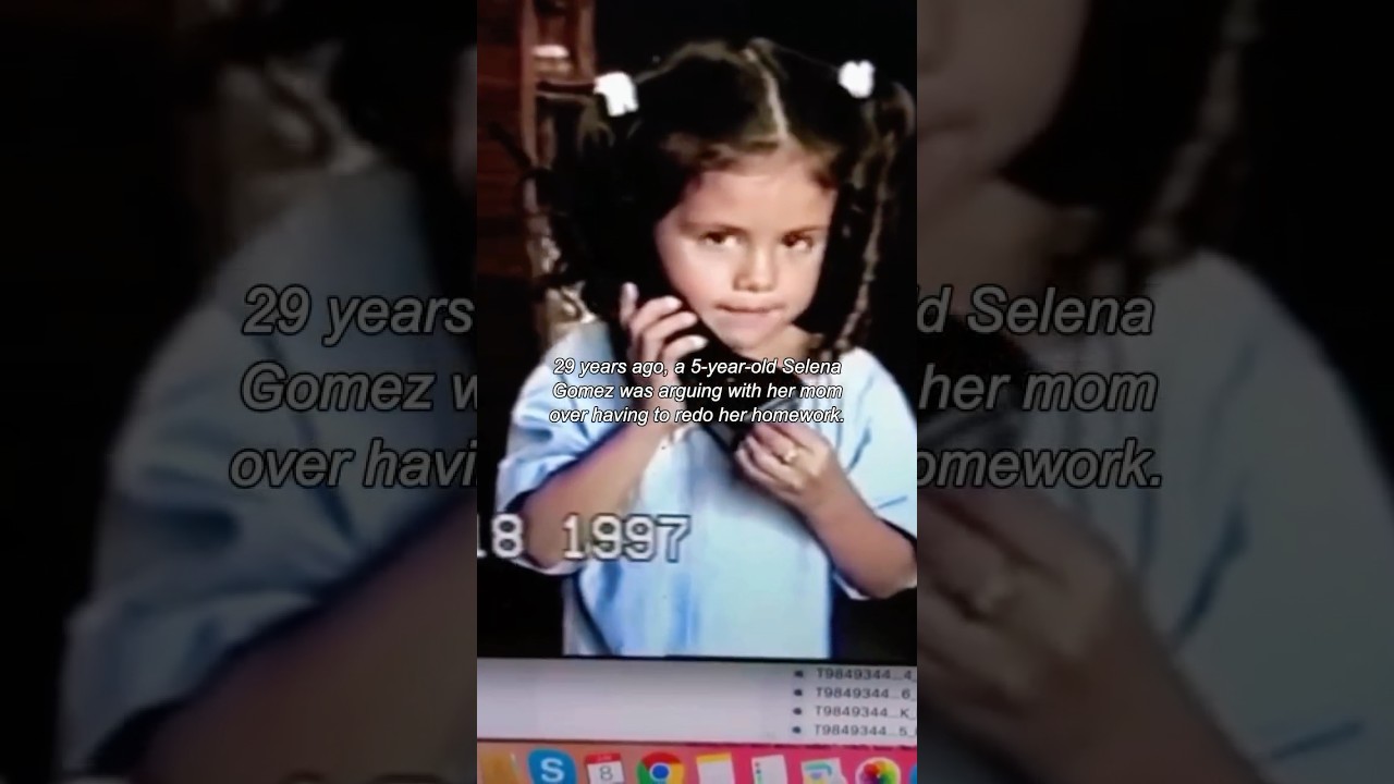 A 5 year old Selena Gomez arguing with her mom over the phone about an home work in 1997 bekijken op YouTube A 5 year old Selena Gomez arguing with her mom over the phone about an home work in 1997 bekijken op YouTube