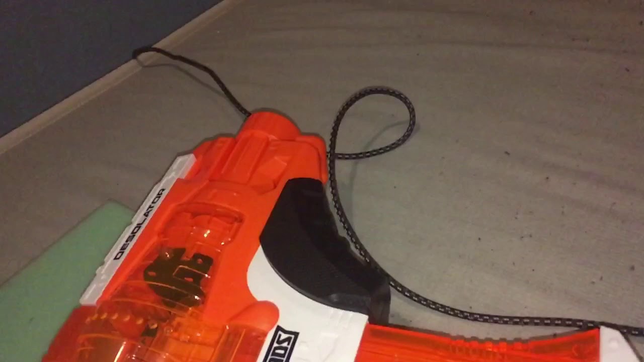 Big nerf gun ( with amo ) in slow motion