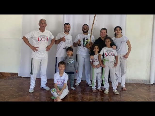 Projeto social oferece aulas de capoeira e jiu-jitsu para crianças e adolescentes em Teresópolis