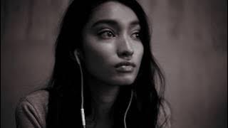 SILENT POETS / Asylums For The Feeling feat. Leila Adu