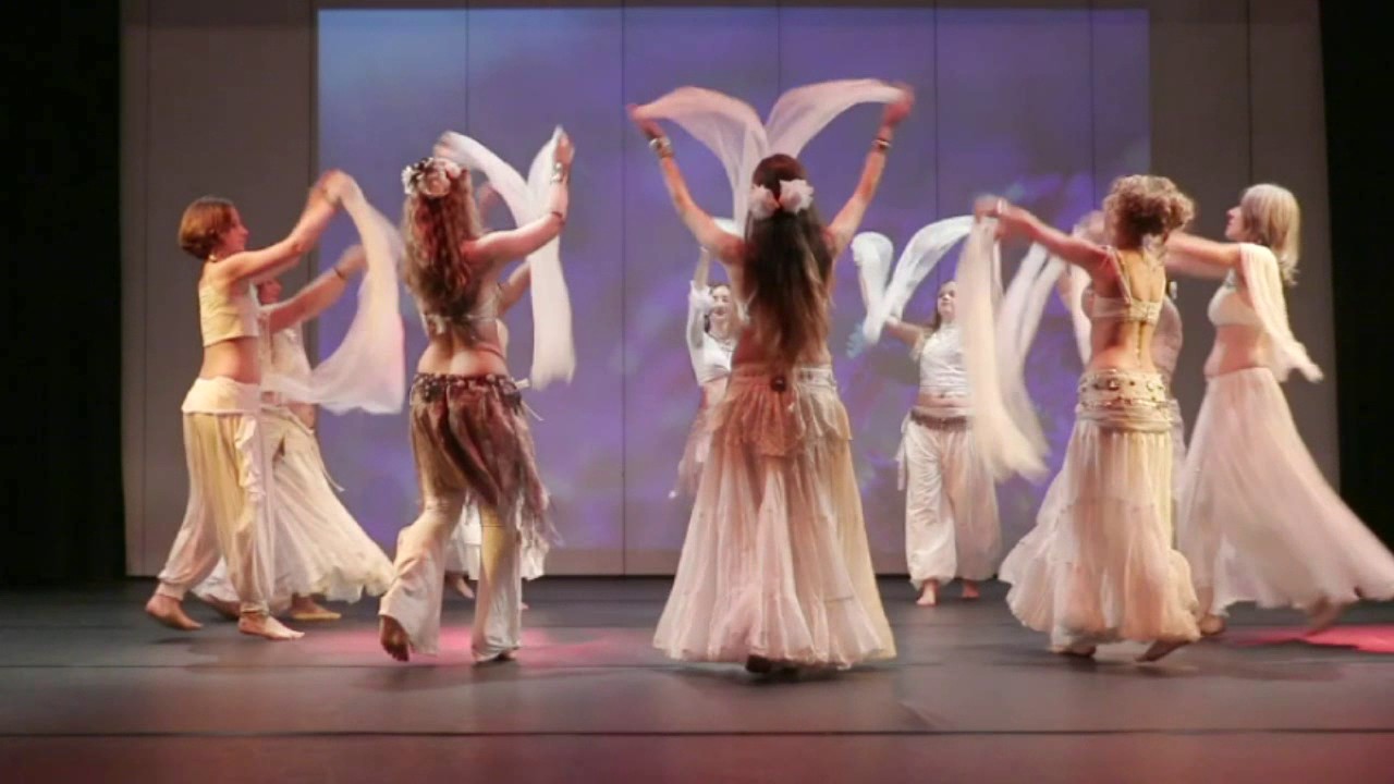 Kreistanz der Frühlings-Göttinnen