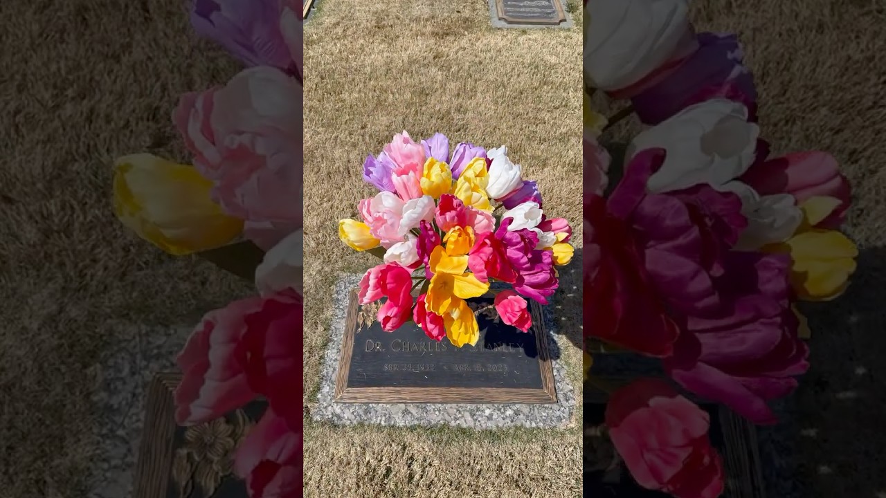 Dr. Charles Stanley Gravesite #twoadventurefinders #charlesstanley #religion #evangelism