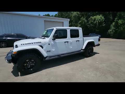 Walkaround video: 2026 Jeep Gladiator Texas Trail