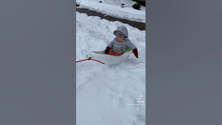 Face plant in the snow #mickybeck