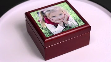 Winkflash - Personalized Keepsake Box - www.OnlineProductVids.com