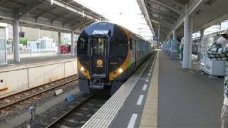 【グリーン車が付いていない全車自由席】８６００系特急いしづち１０３号松山行（高松駅７番のりば）【予讃線】