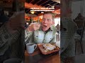 Soy muy obediente y los chilaquiles y café de Los Compadres lo saben #chilaquiles #antojo #comedia