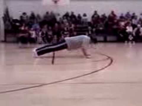 Kyrylo Fesenko at grantsville Jr High School doing push-ups