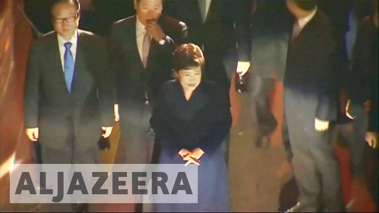كوريا الجنوبية: بارك غيون هيه المعزولة تغادر مقر إقامتها الرسمي