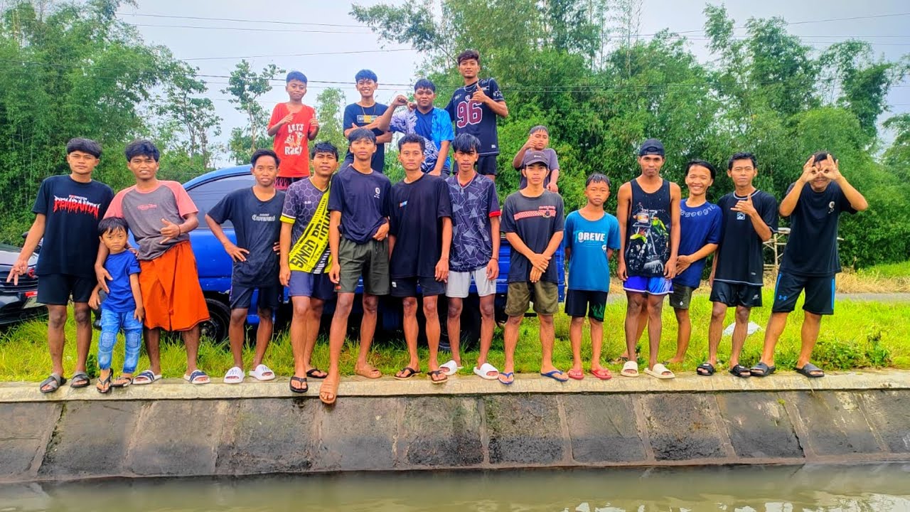 Зов команды Синго Раунга 74 Мандиин Кан Маканана во время долгих каникул