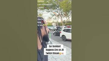 Car Accident happens Live on JG Twitch Stream 😳💥