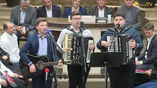 Video thumbnail of "Grup Ipotești Suceava - Tu poți să-mi dai"