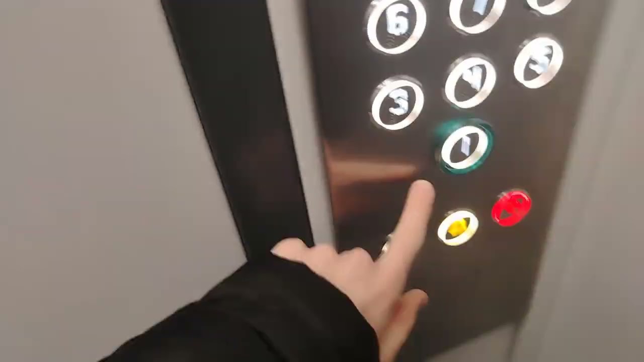 Лифт люкс лифт 2024 Г. Гомель тц универмаг ул советская 60