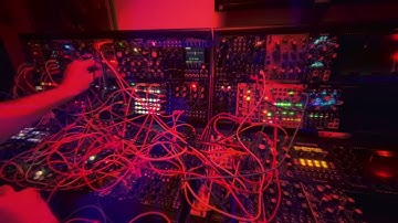 Joystick-driven IDM chaos.