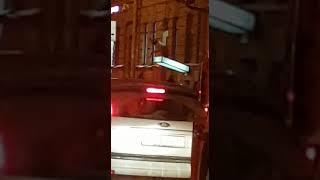 Ветряк бъётся в окно магазина Секс-шоп. Ветряк бъётся в окно магазина Секс-шоп.