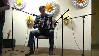 картинка: Играет Эвентийс Зельчс, вечеринка Гайгалaва(Латгалия)