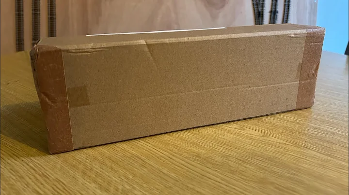 What’s in the box 19? 📦 Part 1 Xmas TT:120 deliveries 🚚 #tt120 #hornby #train #modelrailroad #nse 