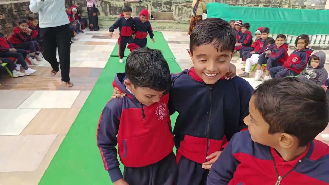 All kids perform in different types of races... Manu Smart kids zone satnali bass school 🏫