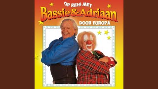 Video thumbnail of "Bassie & Adriaan - Engelse Les"