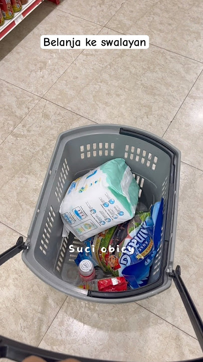 Mini vlog of shopping at the supermarket to buy necessities