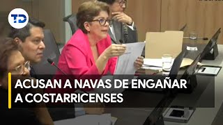 Pilar Cisneros y Gloria Navas se enfrentan durante comisión