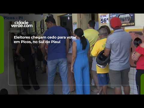 Voters arrive early to cast their ballots in Picos, southern Piauí