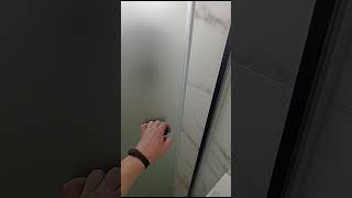 ДВЕРЬ В ДУШЕВУЮ НИШУ TREND DOOR GK-862C, ФУРНИТУРА ЧЕРНЫЙ МАТОВЫЙ, СТЕКЛО МАТОВОЕ БЕСЦВЕТНОЕ .