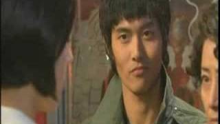 Leej Twg Thiaj Yog Tus Hlub Kuv D2E8
