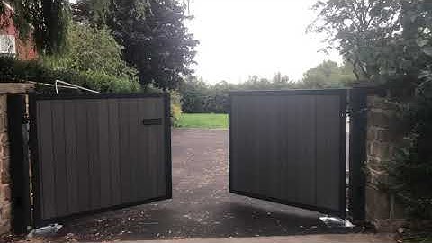 Composite Board Swing Gate Jan 2021 / TQ Security