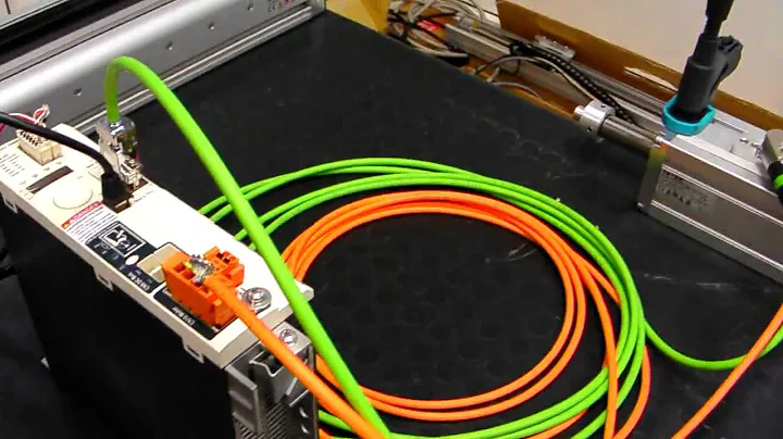 NITEK GD250TS with Schneider Electric Lexium 32 M Servo drive