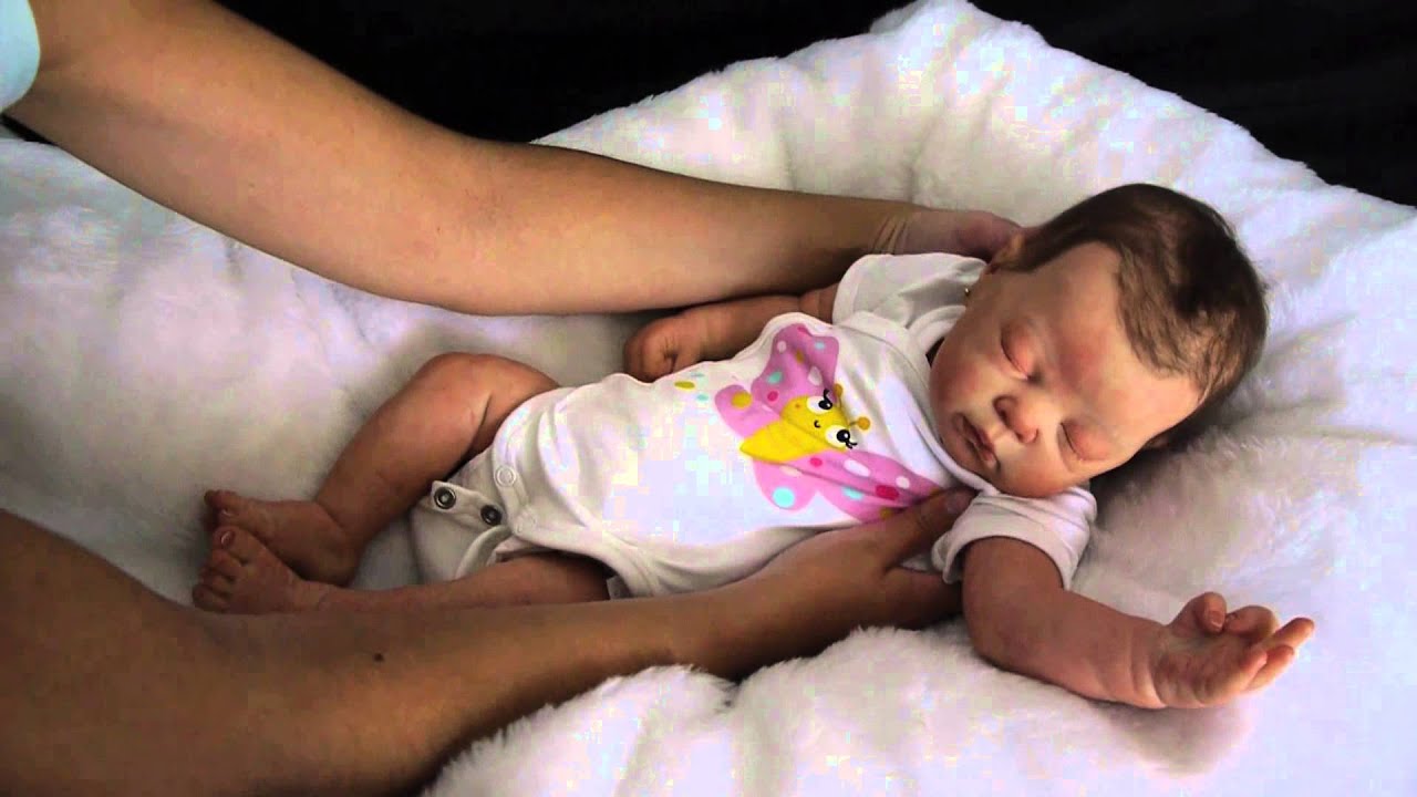 Reborn half Bebé reborn medio cuerpo vinilo de Adrie Stoete Chiquitines Reborns - YouTube