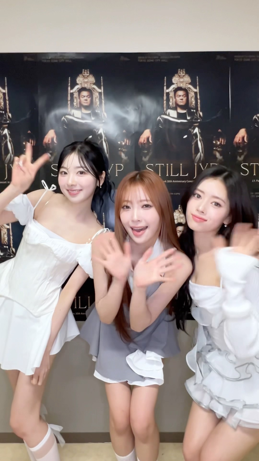 NiziU(니쥬) 2nd Single 『Take a picture』 MV - YouTube