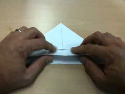 Video: Een papieren schip maken: 10 stappen (met afbeeldingen)