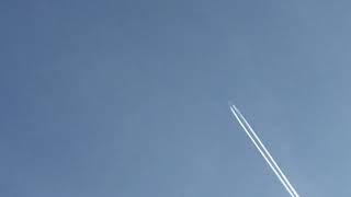 Lufthansa Boeing 747-830 (retro livery) (D-ABYT, LH431/DLH431) flies by my house to FRA from ORD