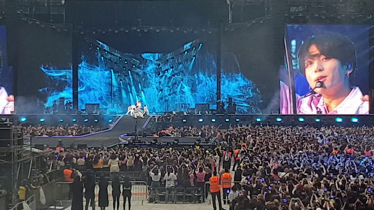 Jungkook [ BTS ] - Euphoria / London Wembley Stadium / Day 2